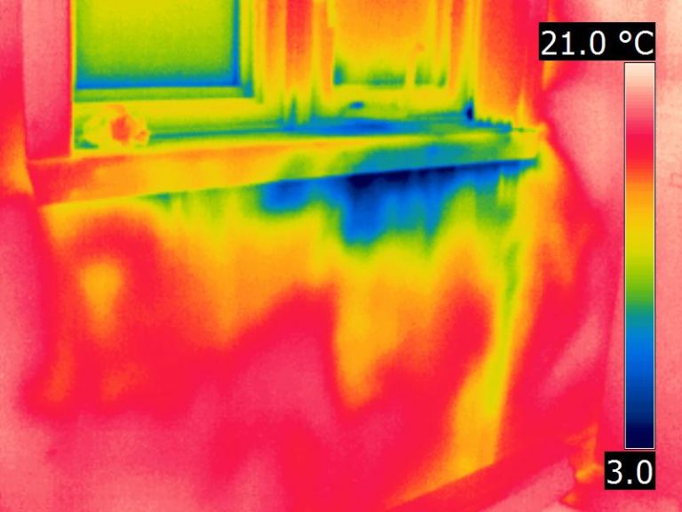 Thermographie pour détecter les fuites sur les fenêtres