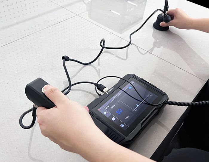 Détection des fuites par onde électro-acoustique